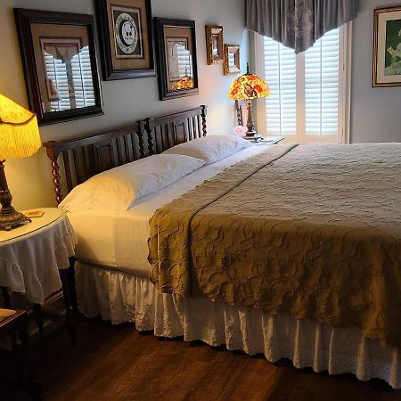 Red Bluff Cottage Bed & Breakfast Montgomery Exterior foto