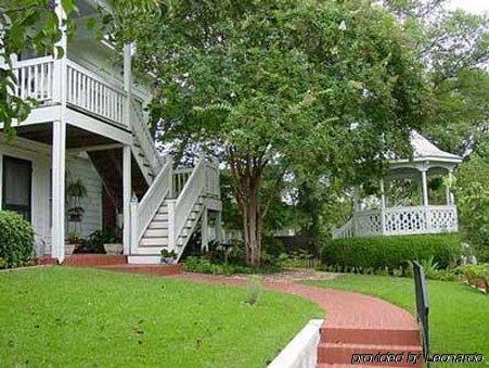 Red Bluff Cottage Bed & Breakfast Montgomery Exterior foto